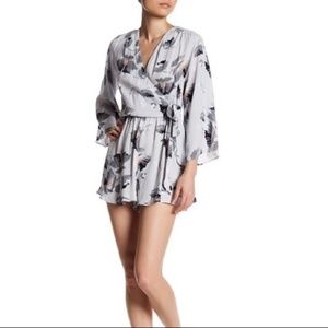 ASTR floral long sleeve romper